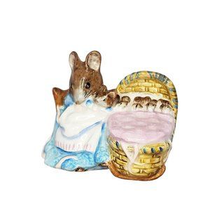 Vintage Hunca Munca Beatrix Potter Figure Beswick, Figurine England